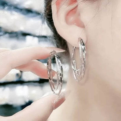 🎁Stunning Multi-Layer Hoop Earrings: Elevate Your Look with Chic Elegance!✨